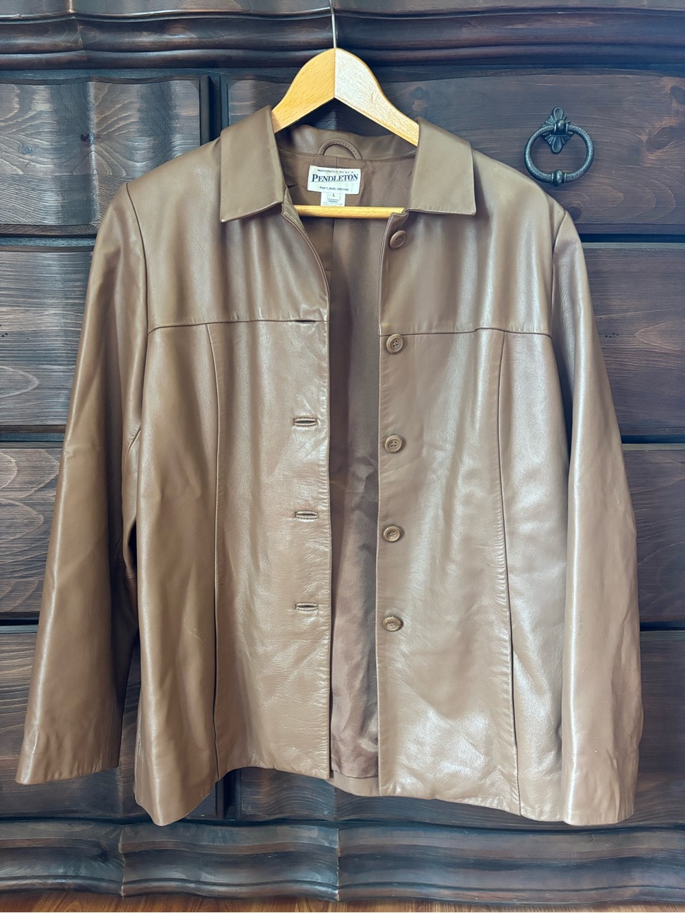 Pendleton Women’s Genuine Leather Jacket Size Large, Brown, Button Up